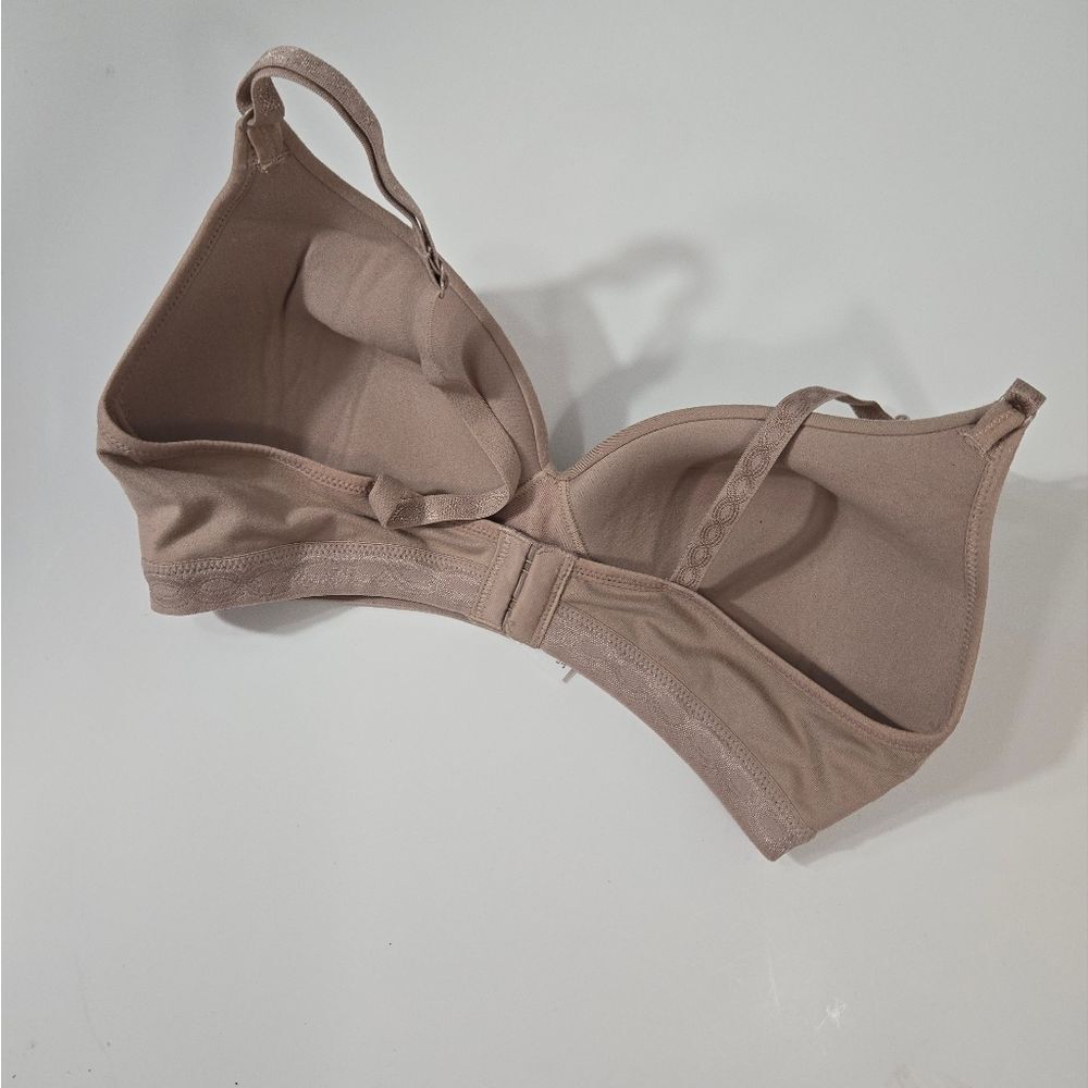 warners tan bra - Picture 2 of 7
